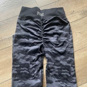 High waist blue camo ruched butt leggings